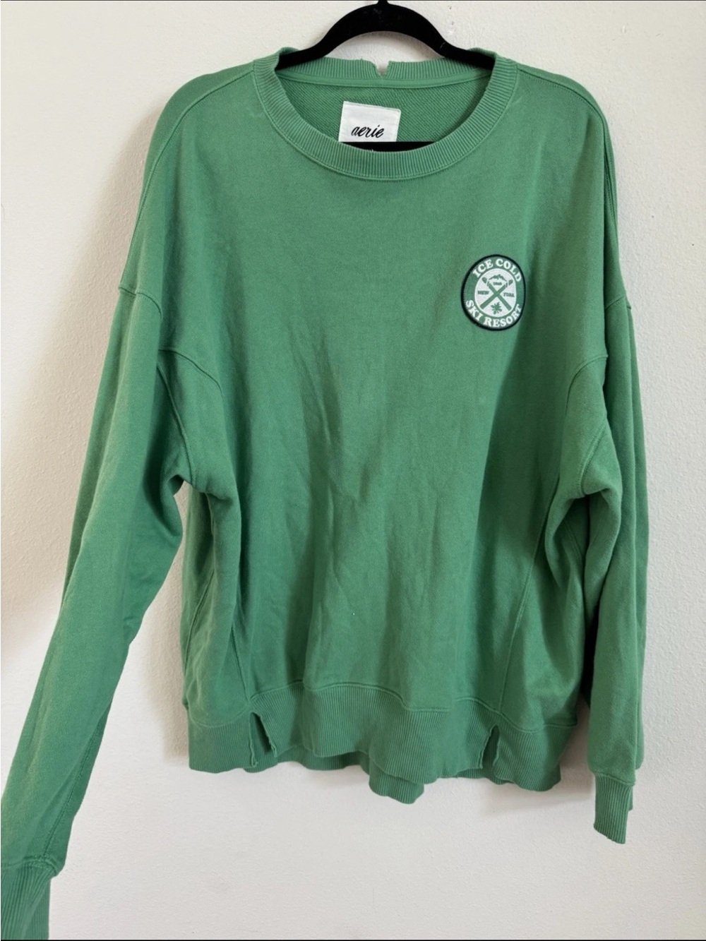 Aerie Green Oversized Ski Resort Patch Sweatshirt Size M